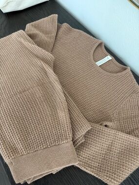 ALO Yoga Waffle Knit Crewneck Sweater in Camel